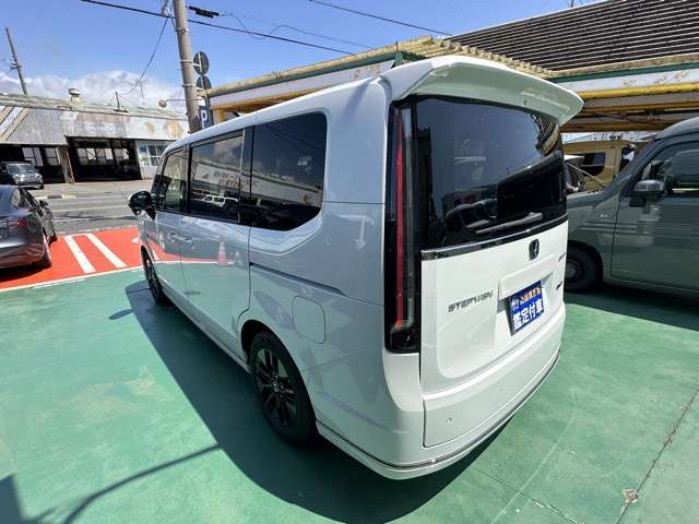 ホンダ ステップワゴン　ハイブリッド ２．０ Ｅ：ＨＥＶ スパーダ R8年 (東海) 99