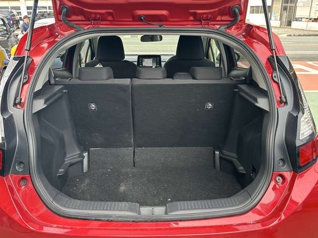 トヨタ アクア １．５ Ｘ ウェルキャブ 車イス収納装置付車（助手席ターンチルト付） R5年 (東海) 99