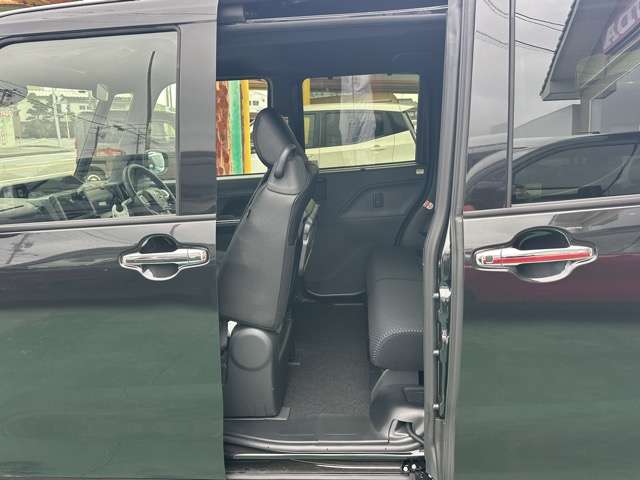 ダイハツ タント ６６０ カスタム ＲＳ R7年 (東海) 99