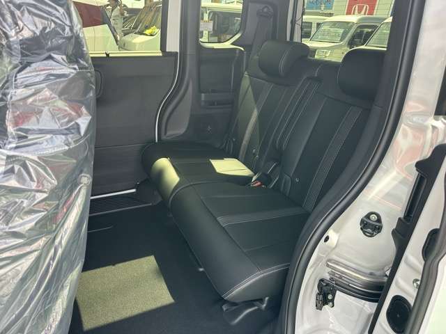 ホンダ Ｎ　ＢＯＸ カスタム ６６０ ターボ コーディネートスタイル ２トーン R8年 (東海) 99