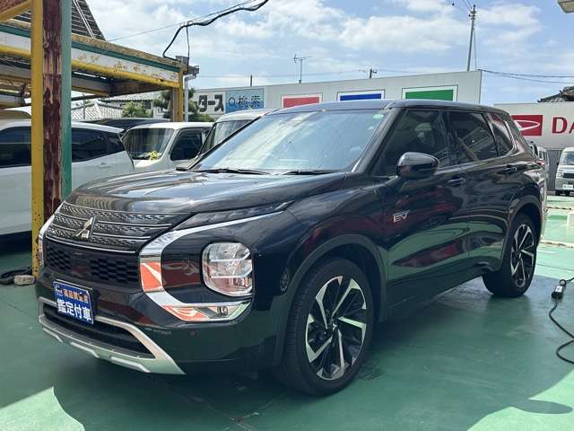 三菱 アウトランダーＰＨＥＶ ＰＨＥＶ ２．４ Ｐ ４ＷＤ R6年 (東海) 99