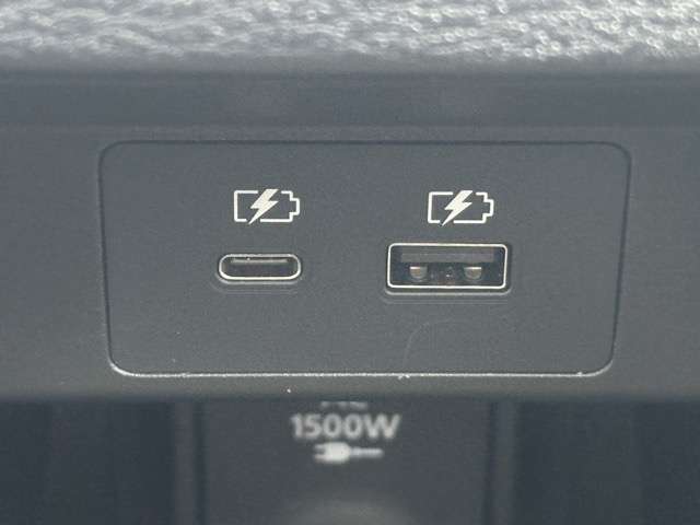 三菱 アウトランダーＰＨＥＶ ＰＨＥＶ ２．４ Ｐ ４ＷＤ R6年 (東海) 99