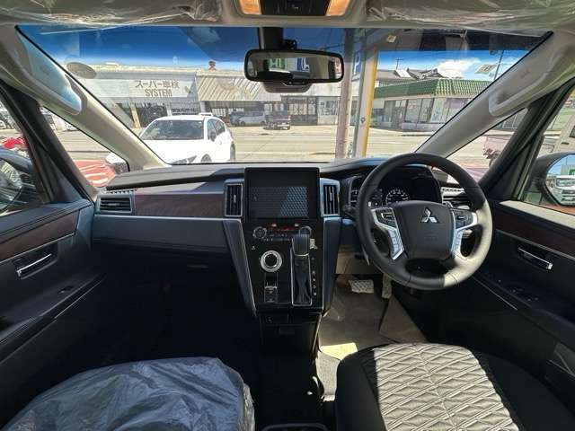 三菱 デリカ　Ｄ：５ ２．２ Ｐ ディーゼルターボ ４ＷＤ R7年 (東海) 99