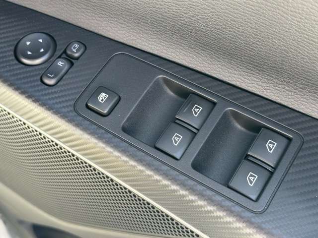 三菱 デリカ　Ｄ：５ ２．２ Ｐ ディーゼルターボ ４ＷＤ R7年 (東海) 99