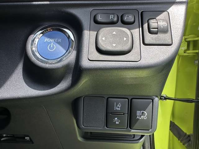 トヨタ アクア １．５ Ｇ R2年 (東海) 99