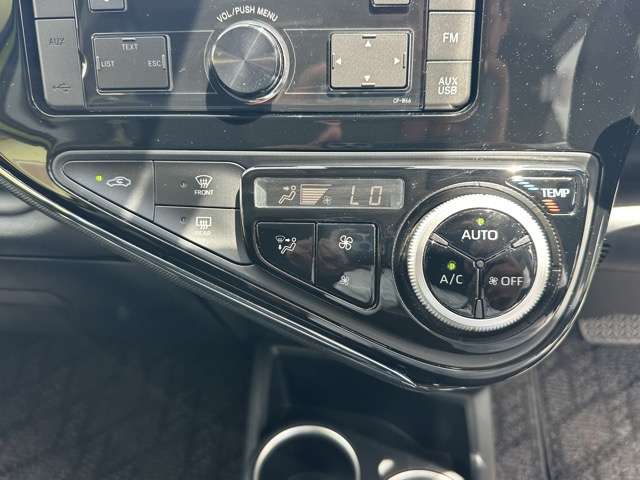 トヨタ アクア １．５ Ｇ R2年 (東海) 99