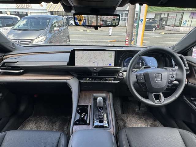 トヨタ クラウン ２．５ Ｚ ハイブリッド車 R7年 (東海) 99