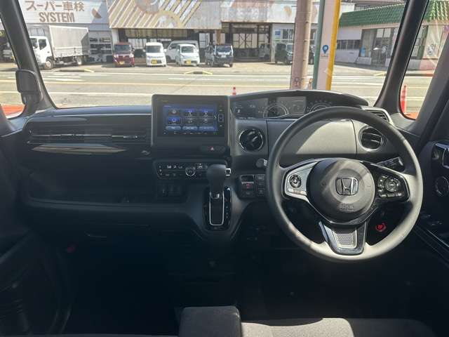 ホンダ Ｎ　ＢＯＸ カスタム ６６０ Ｌ R4年 (東海) 99