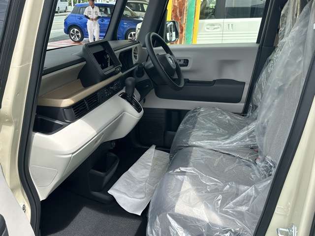 ホンダ Ｎ　ＢＯＸ ６６０ ファッションスタイル ２トーン R8年 (東海) 99