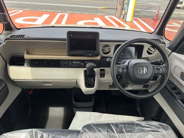 ホンダ Ｎ　ＢＯＸ ６６０ ファッションスタイル ２トーン R8年 (東海) 99