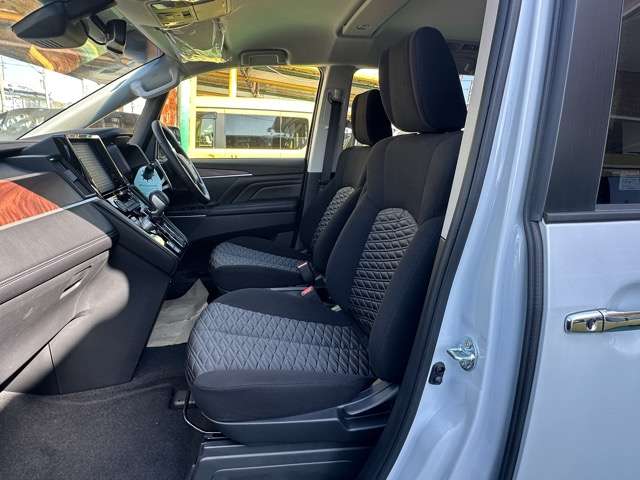 三菱 デリカ　Ｄ：５ ２．２ Ｐ ディーゼルターボ ４ＷＤ R6年 (東海) 99
