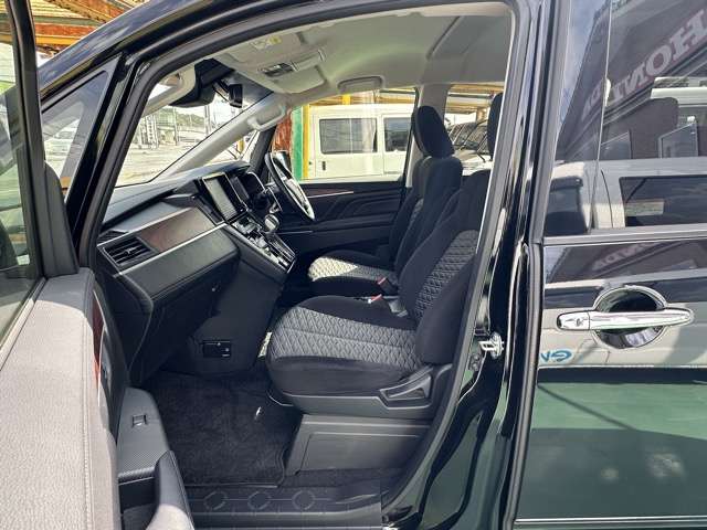 三菱 デリカ　Ｄ：５ ２．２ Ｐ ディーゼルターボ ４ＷＤ R5年 (東海) 99