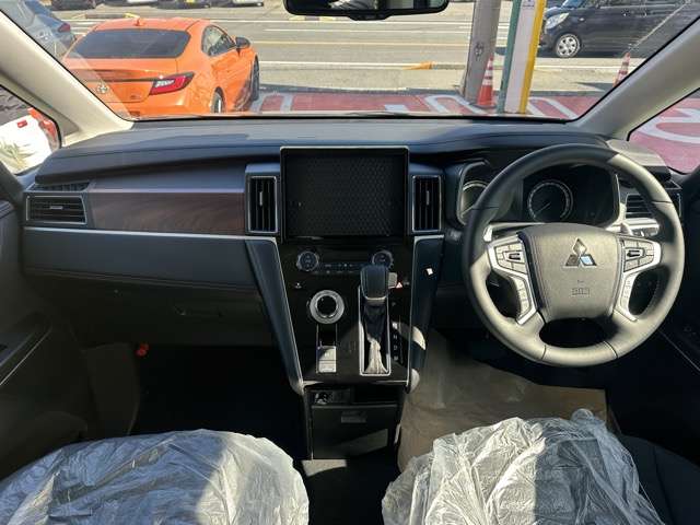 三菱 デリカ　Ｄ：５ ２．２ ジャスパー ディーゼルターボ ４ＷＤ R6年 (東海) 99