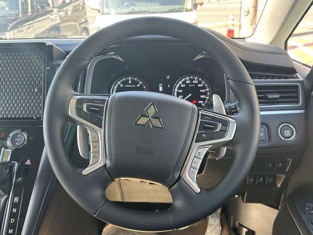 三菱 デリカ　Ｄ：５ ２．２ ブラック エディション ディーゼルターボ ４ＷＤ R7年 (東海) 99