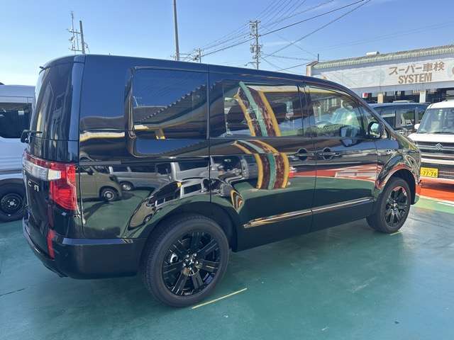 三菱 デリカ　Ｄ：５ ２．２ ブラック エディション ディーゼルターボ ４ＷＤ R7年 (東海) 99