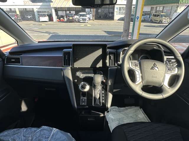 三菱 デリカ　Ｄ：５ ２．２ Ｐ ディーゼルターボ ４ＷＤ R7年 (東海) 99
