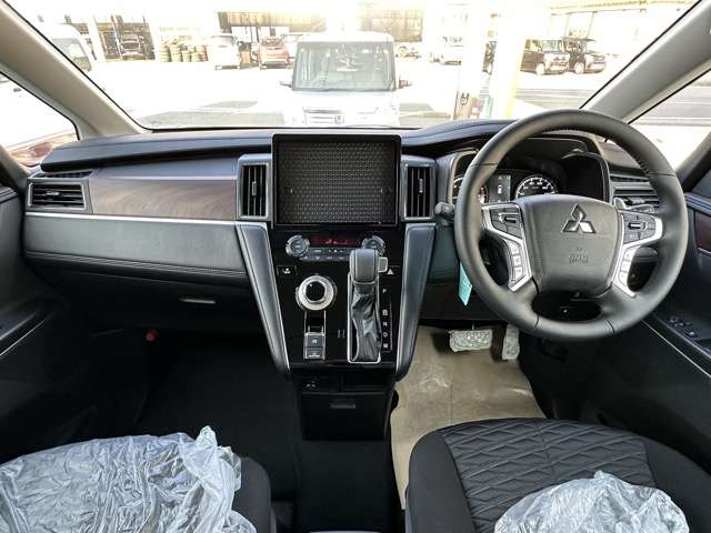 三菱 デリカ　Ｄ：５ ２．２ Ｐ ディーゼルターボ ４ＷＤ R6年 (東海) 99