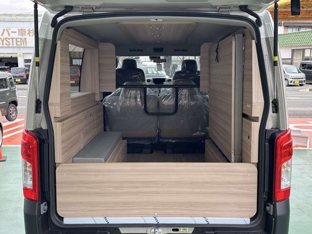 日産 キャラバンバン ２．４ グランド プレミアムＧＸ ＭＹＲＯＯＭ 折リ畳ミベッド ロングボティ ディーゼルターボ４ＷＤ R7年 (東海) 99