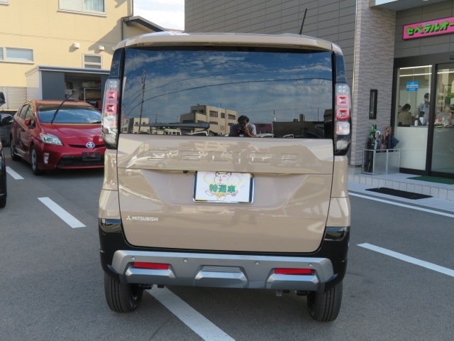 三菱 デリカ　ミニ ６６０ Ｇ プレミアム ４ＷＤ R8年 () 99