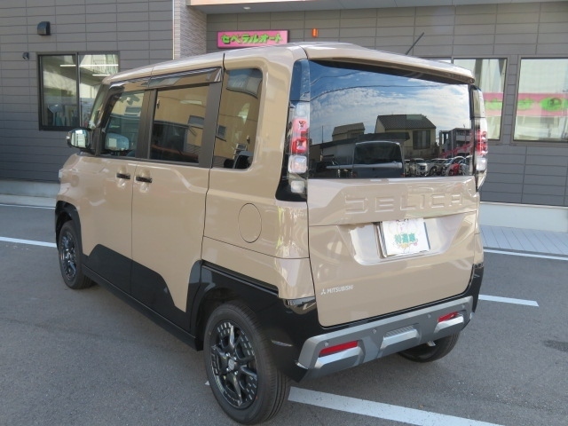 三菱 デリカ　ミニ ６６０ Ｇ プレミアム ４ＷＤ R8年 () 99