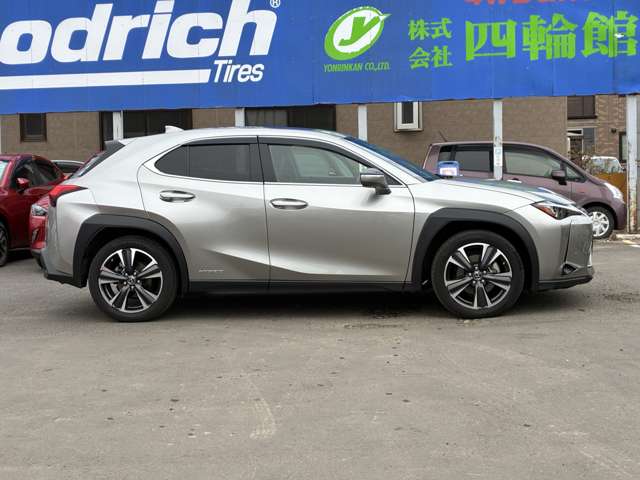 レクサス ＵＸ２５０ｈ ２５０Ｈ バージョンＬ ４ＷＤ R1年 (北海道) 99