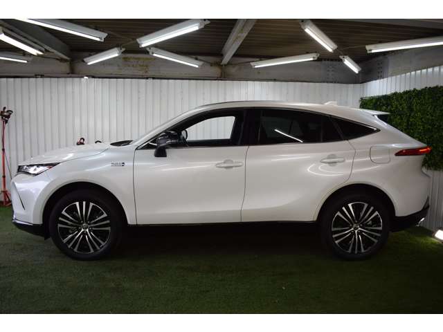 トヨタ ハリアーＰＨＥＶ ２．５ プラグインハイブリッド Ｚ Ｅ－ＦＯＵＲ ４ＷＤ R5年 (北海道) 99