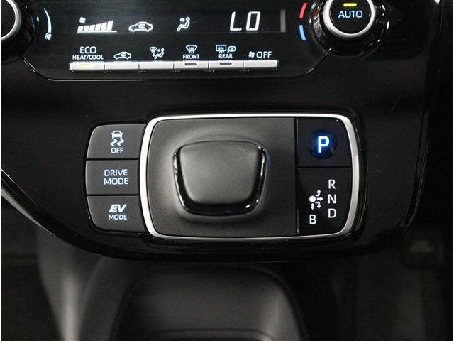 トヨタ アクア １．５ Ｘ Ｅ－ＦＯＵＲ ４ＷＤ R6年 (北海道) 99