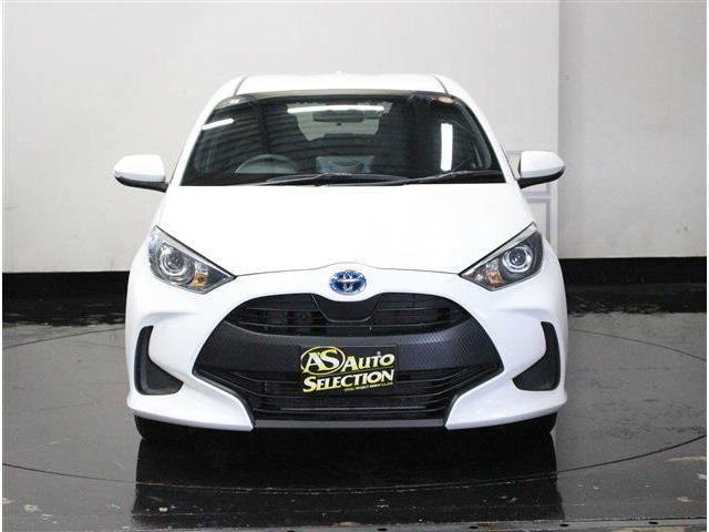 トヨタ ヤリス １．５ ハイブリッド Ｘ Ｅ－ＦＯＵＲ ４ＷＤ R6年 (北海道) 99