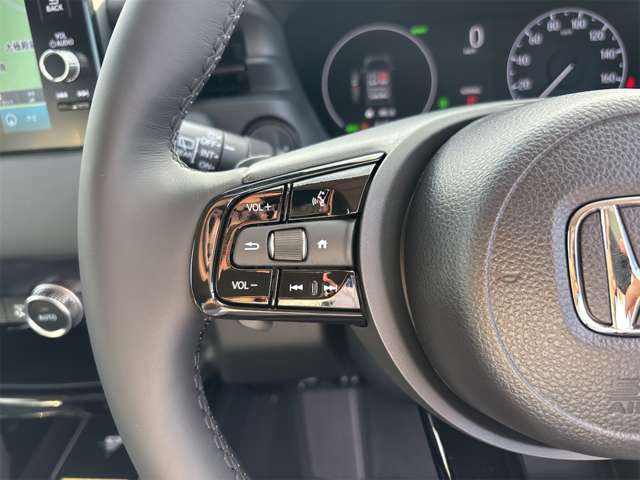 ホンダ ヴェゼル １．５ Ｅ：ＨＥＶ Ｚ R7年 (近畿) 99