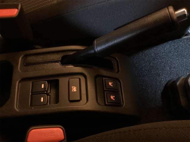 スズキ ジムニー　ノマド １．５ ＦＣ ４ＷＤ R8年 (近畿) 99