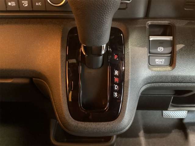 ホンダ Ｎ　ＢＯＸ カスタム ６６０ R8年 (近畿) 99