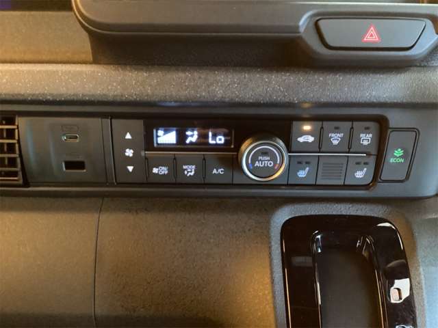 ホンダ Ｎ　ＢＯＸ カスタム ６６０ R8年 (近畿) 99