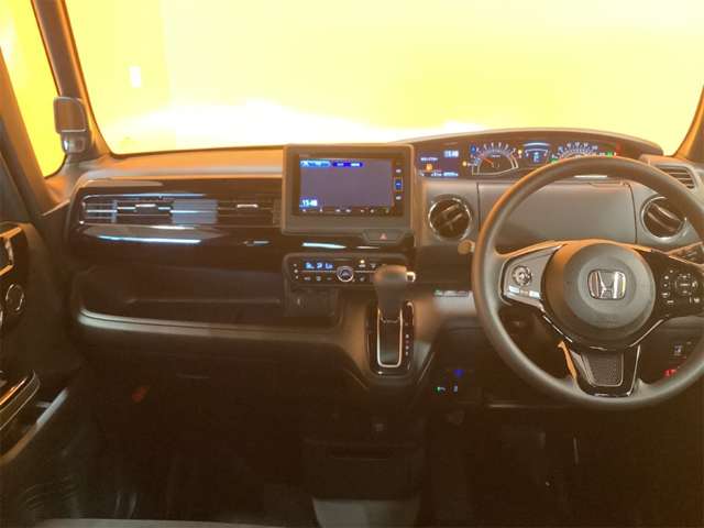 ホンダ Ｎ　ＢＯＸ カスタム ６６０ Ｌ R3年 (近畿) 99
