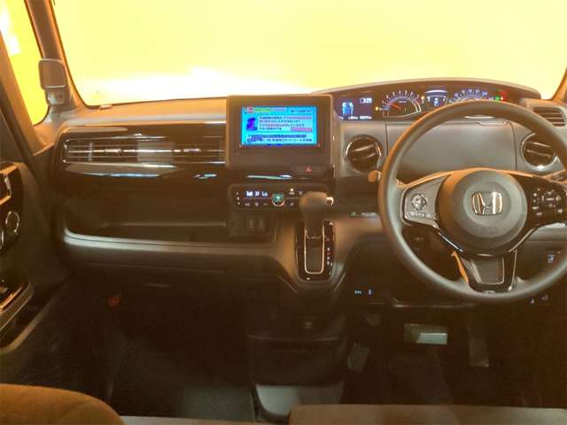 ホンダ Ｎ　ＢＯＸ カスタム ６６０ Ｌ R3年 (近畿) 99