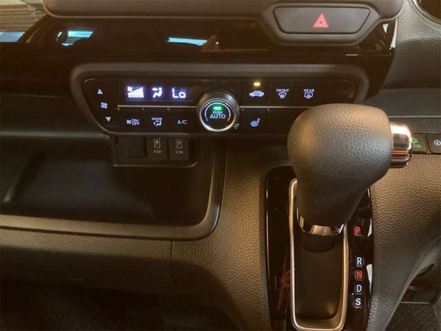 ホンダ Ｎ　ＢＯＸ カスタム ６６０ Ｌ R3年 (近畿) 99