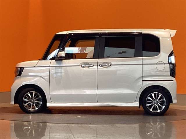 ホンダ Ｎ　ＢＯＸ カスタム ６６０ Ｌ R3年 (近畿) 99