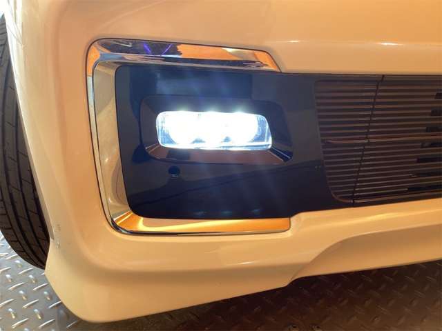 ホンダ Ｎ　ＢＯＸ カスタム ６６０ Ｌ R4年 (近畿) 99