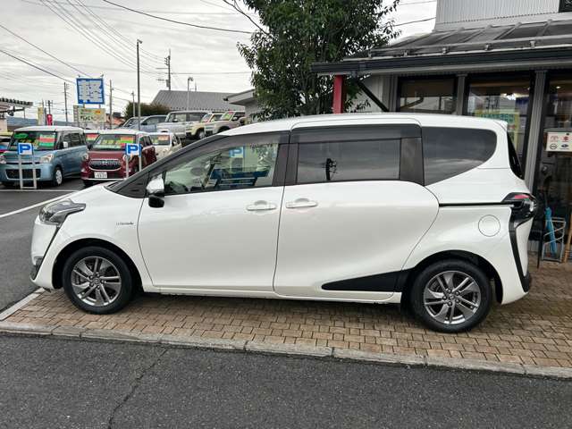 トヨタ シエンタ　ハイブリッド ハイブリッド １．５ Ｇ H28年 (関東) 99