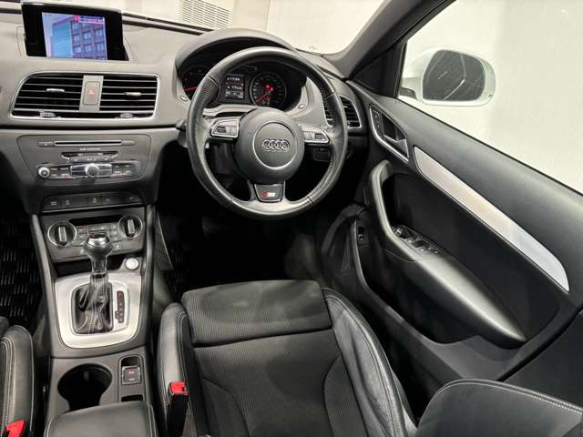 アウディ Ｑ３ ２．０ ＴＦＳＩ クワトロ １８０ＰＳ Ｓラインパッケージ ４ＷＤ H29年 (甲信越・北陸) 99