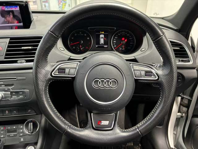 アウディ Ｑ３ ２．０ ＴＦＳＩ クワトロ １８０ＰＳ Ｓラインパッケージ ４ＷＤ H29年 (甲信越・北陸) 99