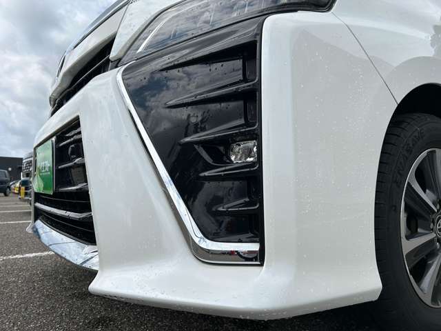 トヨタ ヴォクシー ２．０ ＺＳ 煌ＩＩ R1年 (甲信越・北陸) 99