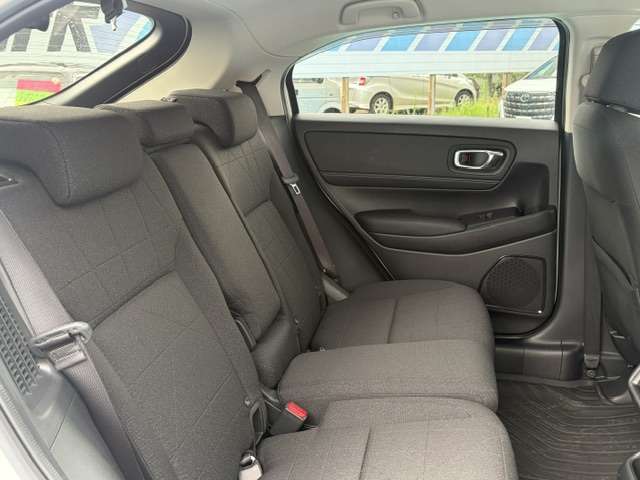 ホンダ ヴェゼル １．５ Ｅ：ＨＥＶ Ｘ ４ＷＤ R6年 (甲信越・北陸) 99