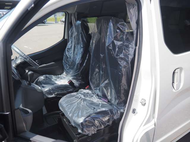 日産 ＮＶ２００バネット ＦＯＣＳ ＬＵＺ ルソ R7年 (甲信越・北陸) 99