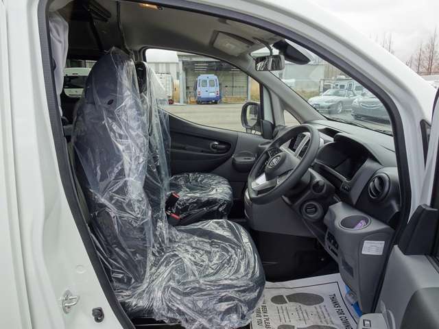 日産 ＮＶ２００バネット ＦＯＣＳ ＬＵＺ ルソ R7年 (甲信越・北陸) 99