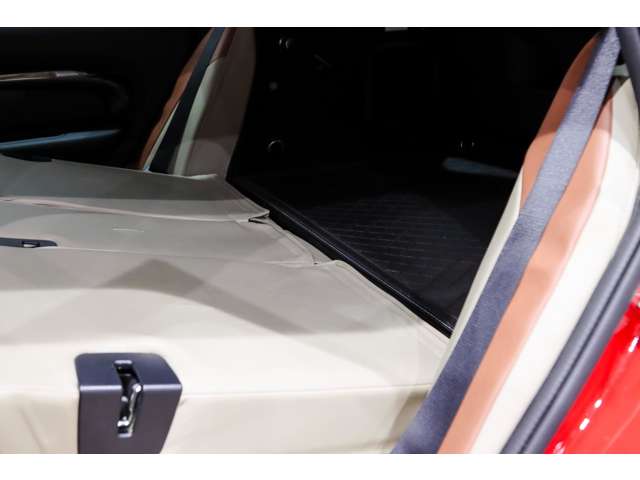ミニ ミニクラブマン ジョン・クーパー・ワークス ４ＷＤ R1年 (関東) 99