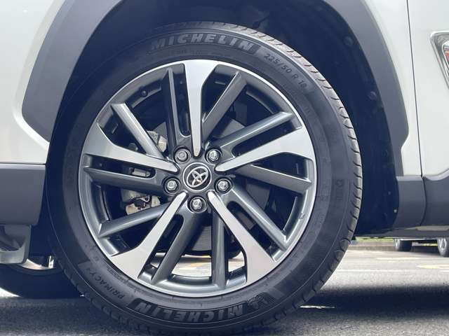 トヨタ カローラクロス　ハイブリッド １．８ ハイブリッド Ｚ Ｅ－ＦＯＵＲ ４ＷＤ R5年 (関東) 99