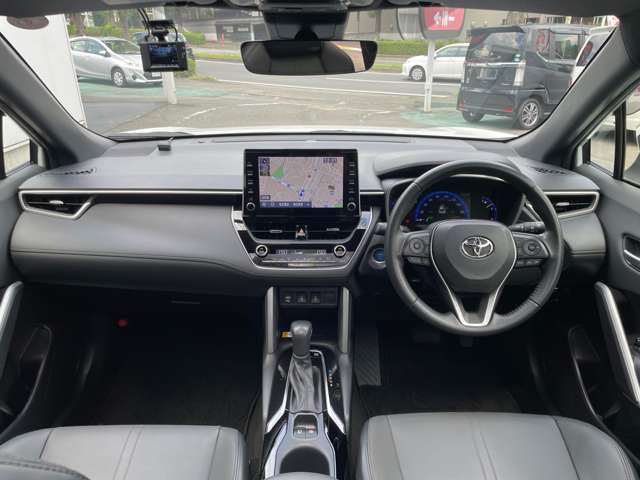 トヨタ カローラクロス　ハイブリッド １．８ ハイブリッド Ｚ Ｅ－ＦＯＵＲ ４ＷＤ R5年 (関東) 99