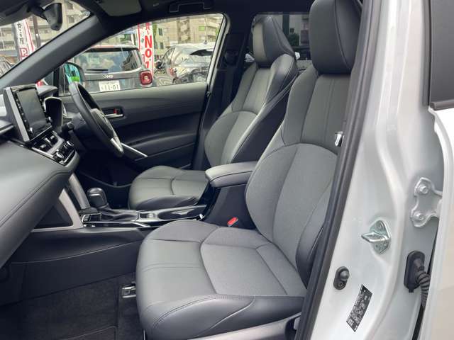 トヨタ カローラクロス　ハイブリッド １．８ ハイブリッド Ｚ Ｅ－ＦＯＵＲ ４ＷＤ R5年 (関東) 99