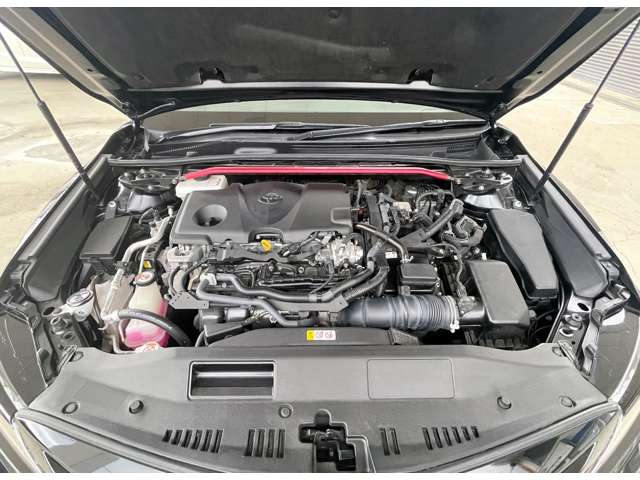 トヨタ カムリ ２．５ ＷＳ Ｅ－ＦＯＵＲ ４ＷＤ R4年 (東北) 99
