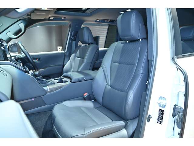 トヨタ ランドクルーザー ３．３ ＺＸ ディーゼルターボ ４ＷＤ R4年 (関東) 99
